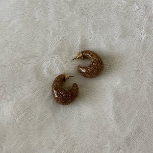 kate spade gold glitter hoop earrings 🤍